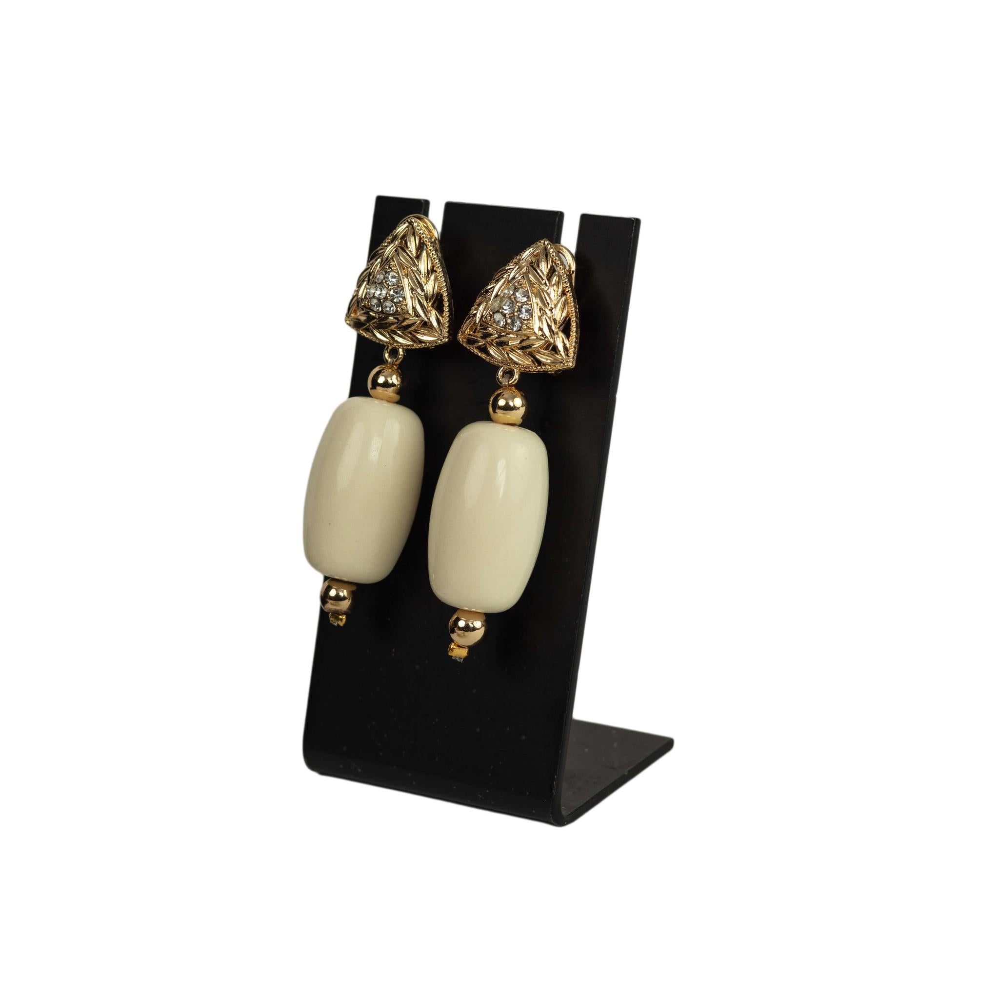 Ivory & Gold Cascade Women Set