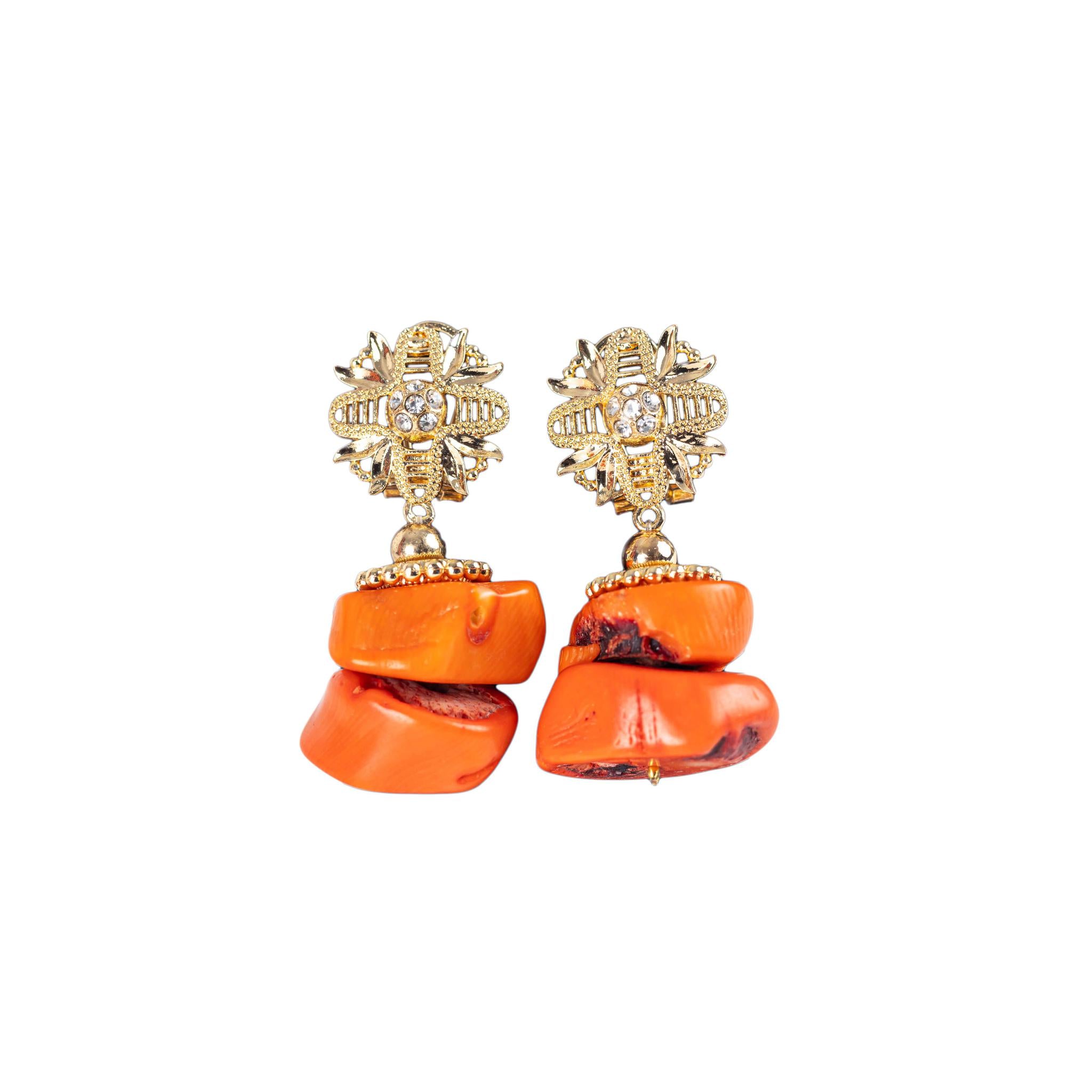Original Coral Beads Jewelry Two Step Women Set