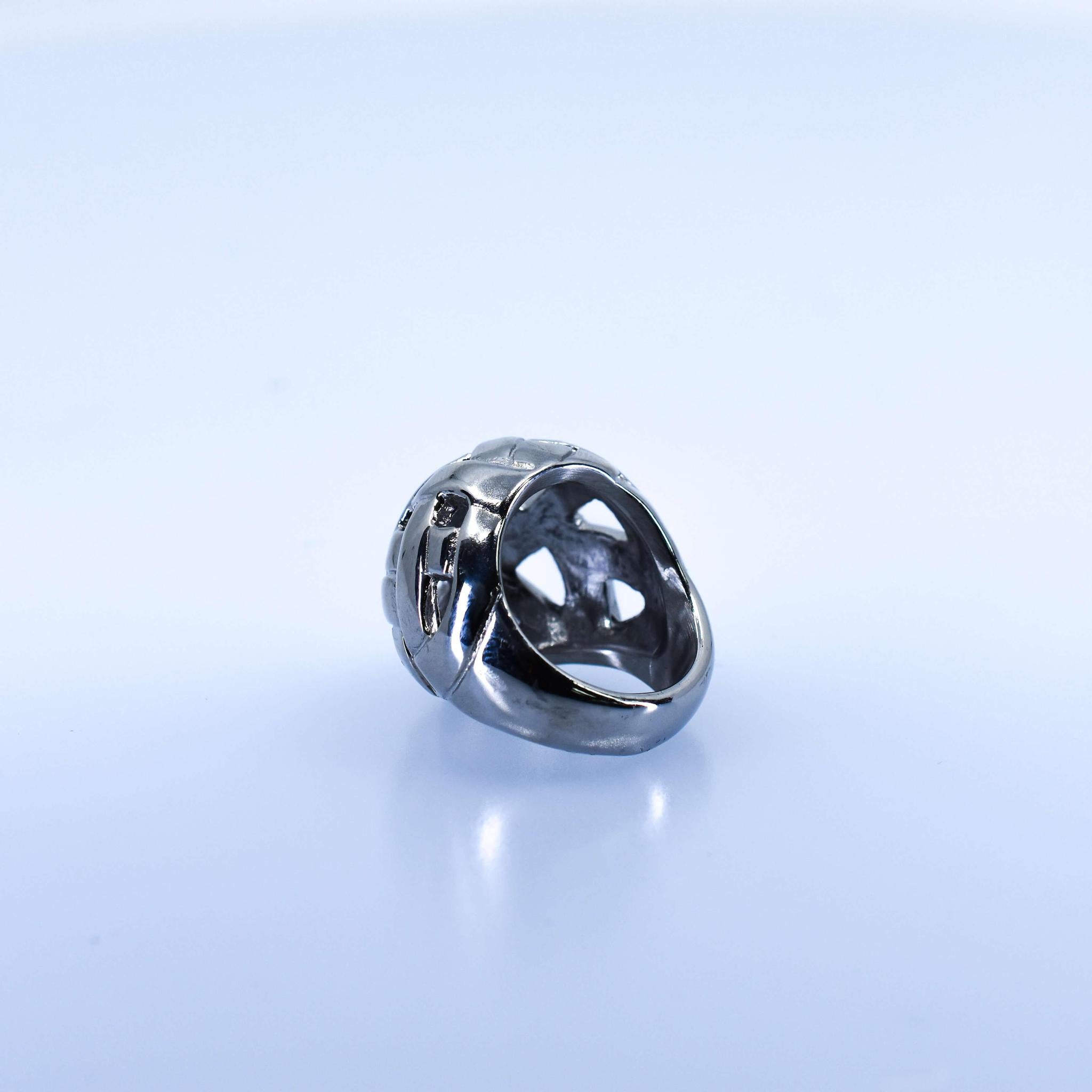 Women’s Interwoven Ring