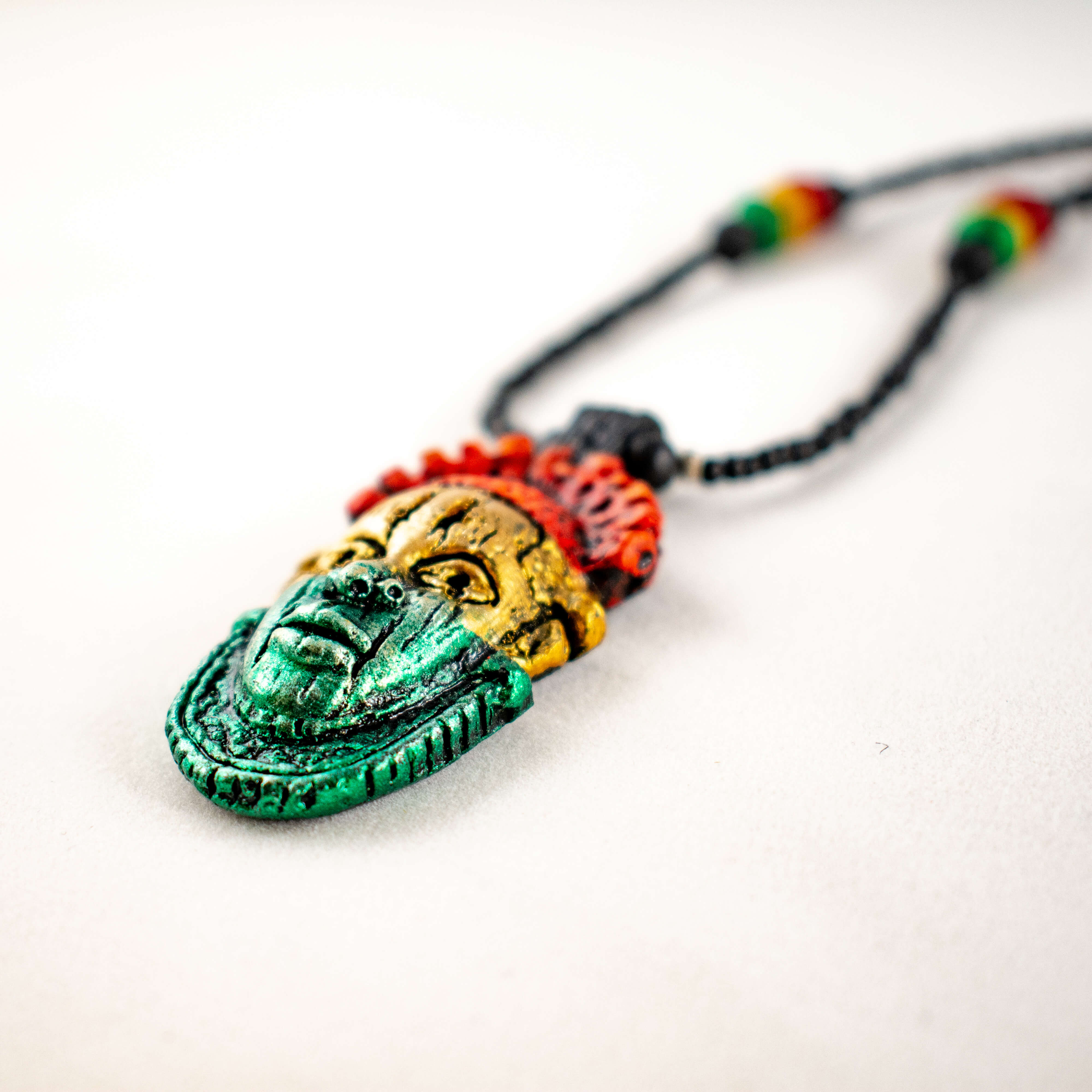 Sculpted Queen Idia Heritage Pendant Necklace