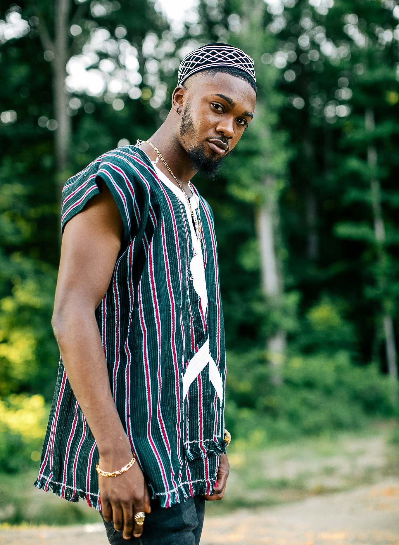 Men's Small Woven Dashiki Top