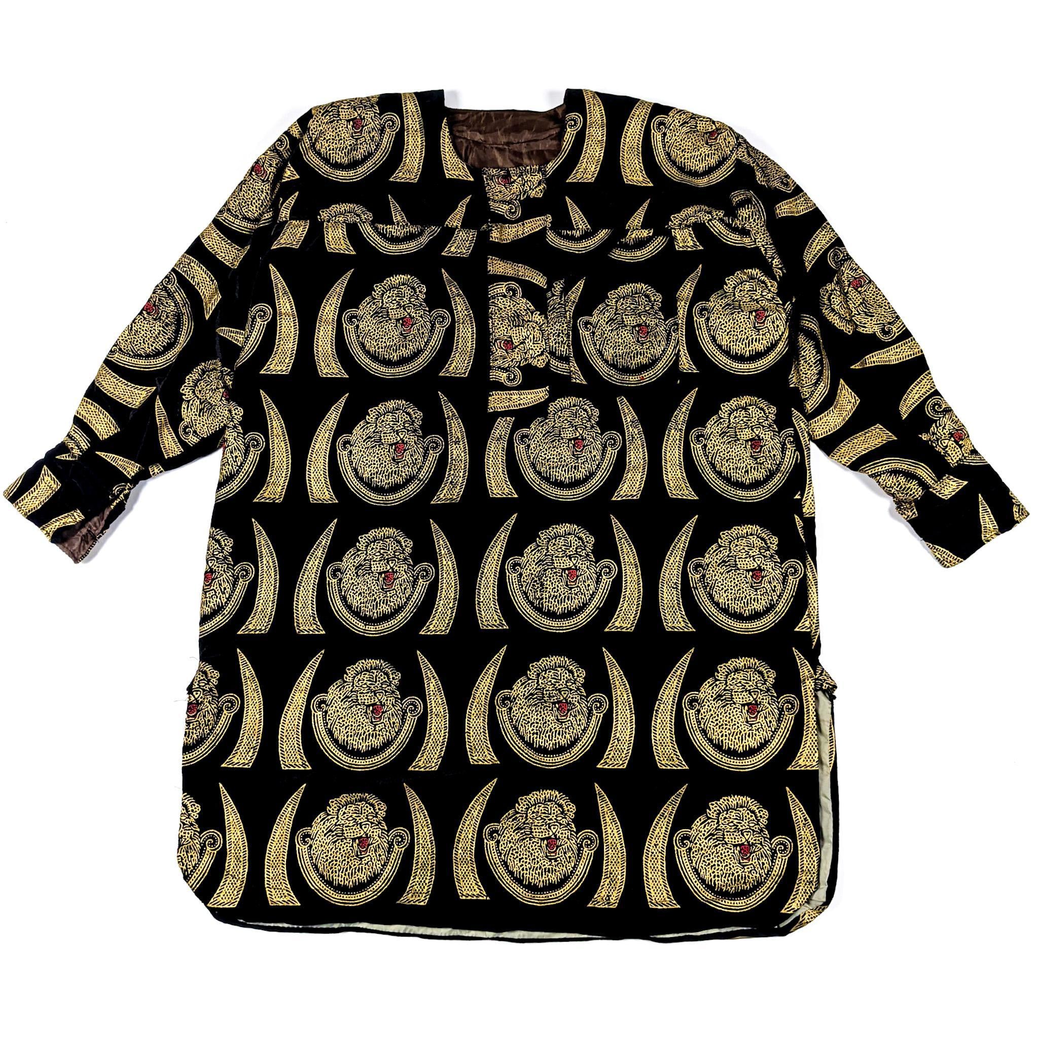 Black & Red Long Sleeve Traditional Nigerian Isiagu