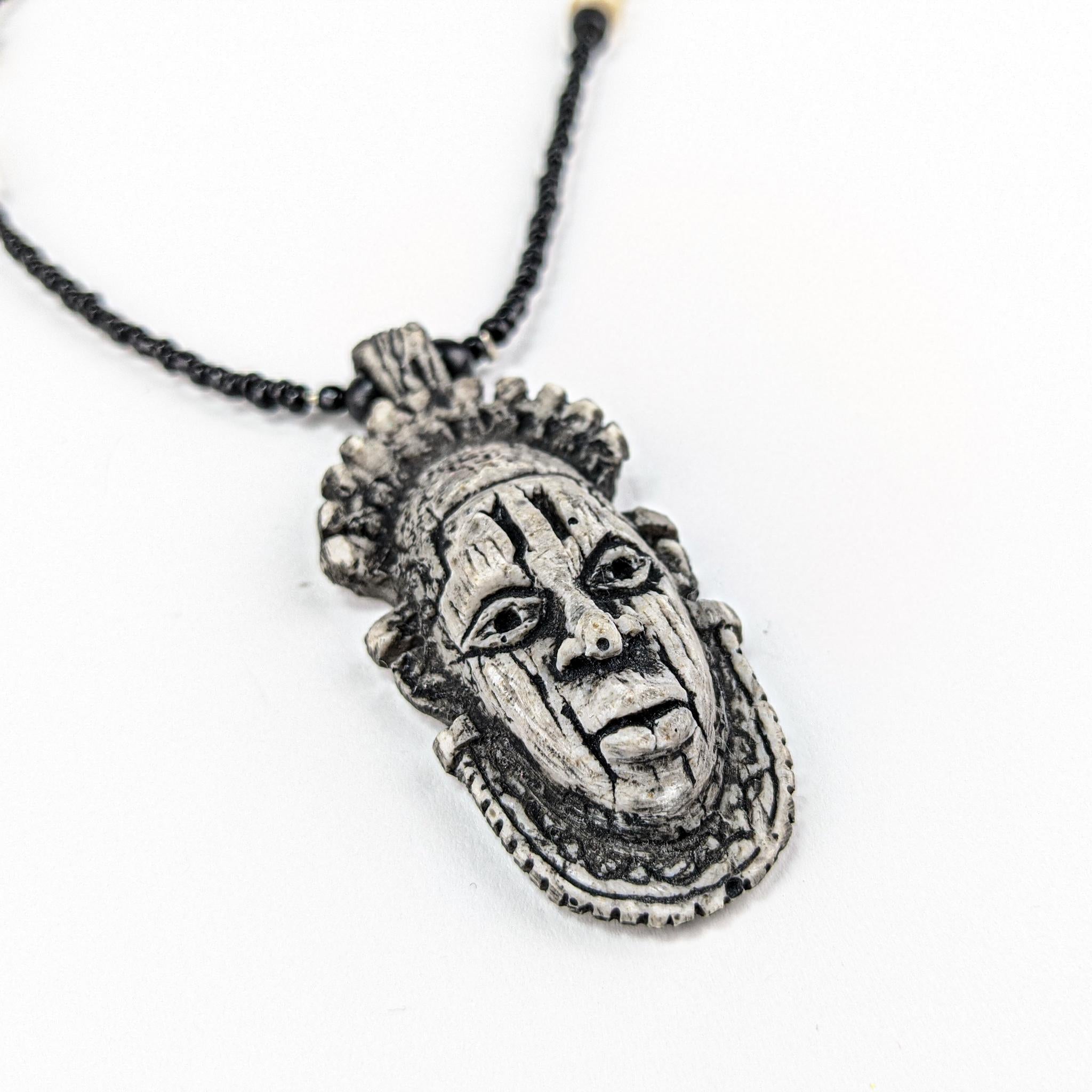 Sculpted Queen Idia Heritage Pendant Necklace