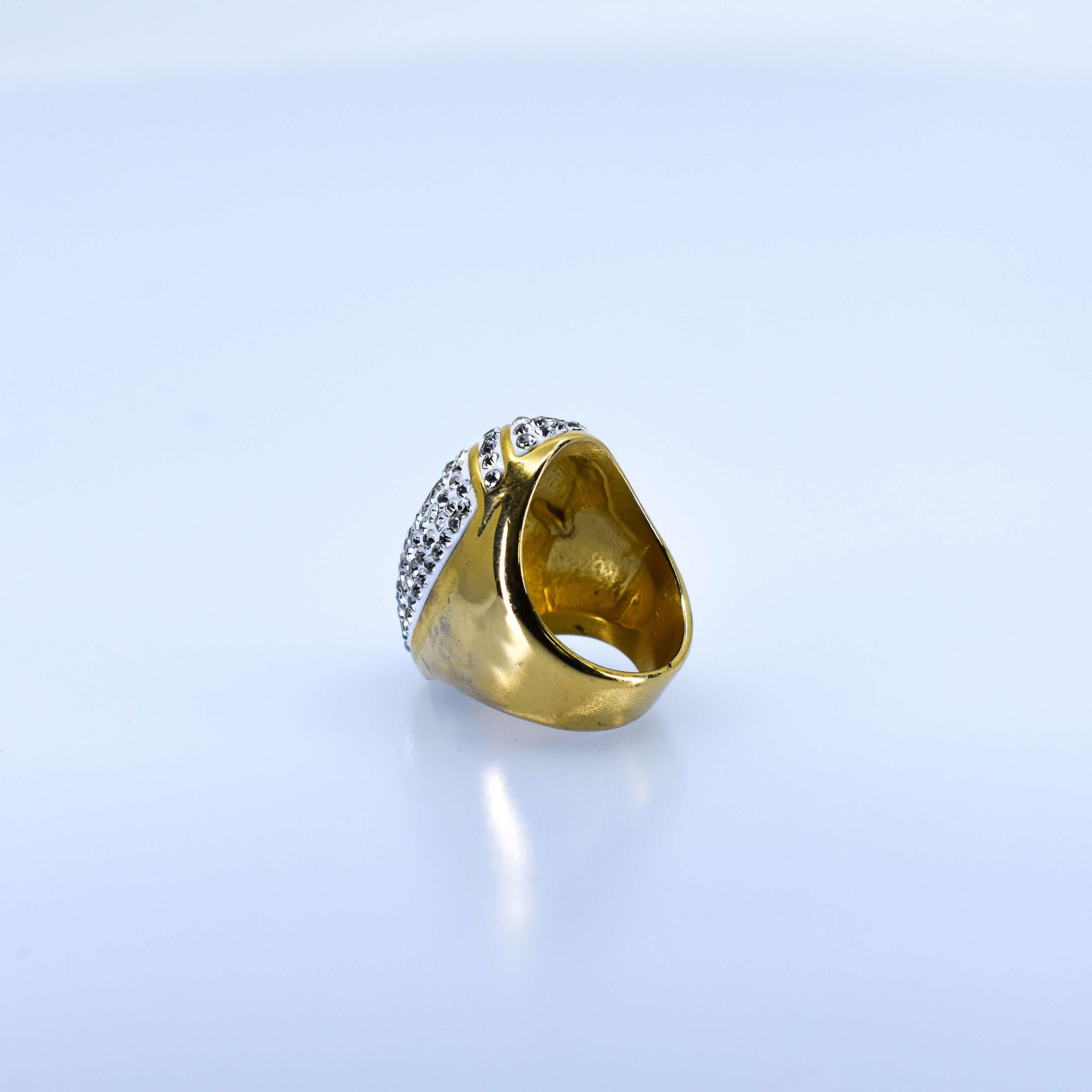 Gold Women’s Oval Ring